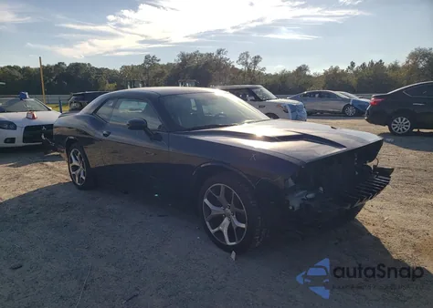 2015 Dodge Challenger Sxt Plus z USA, uszkodzony, nr VIN 2C3CDZBG9FH717618